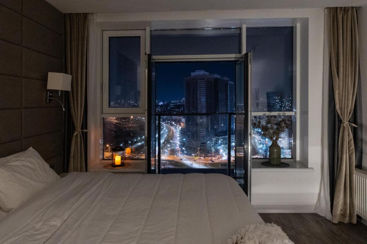 Victory-21 Luxury Apartment Center Kiev Eksteriør billede